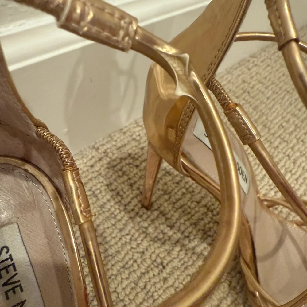 STEVE‎ MADDEN Satire Heels in Rose Gold size 8
